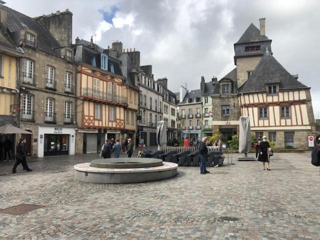 Grand Studio En Hyper Centre Lejlighed Quimper Eksteriør billede